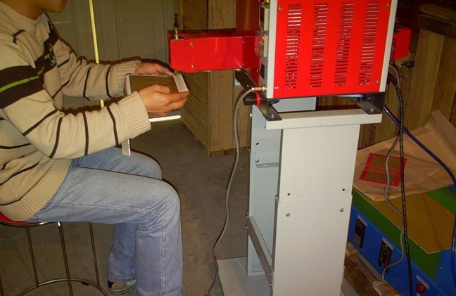 熱熔膠噴膠機(jī)生產(chǎn)工藝圖