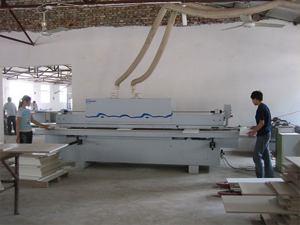 封邊作業(yè)環(huán)境