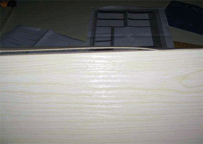 熱熔膠在潮濕環(huán)境下開膠