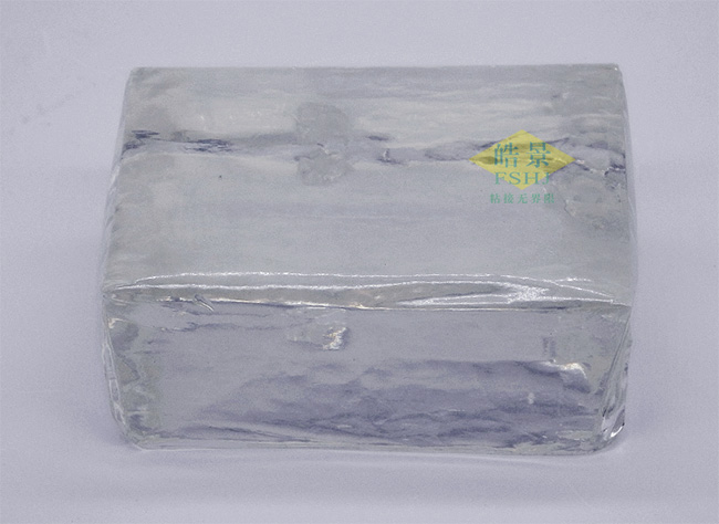 透明的熱熔膠塊